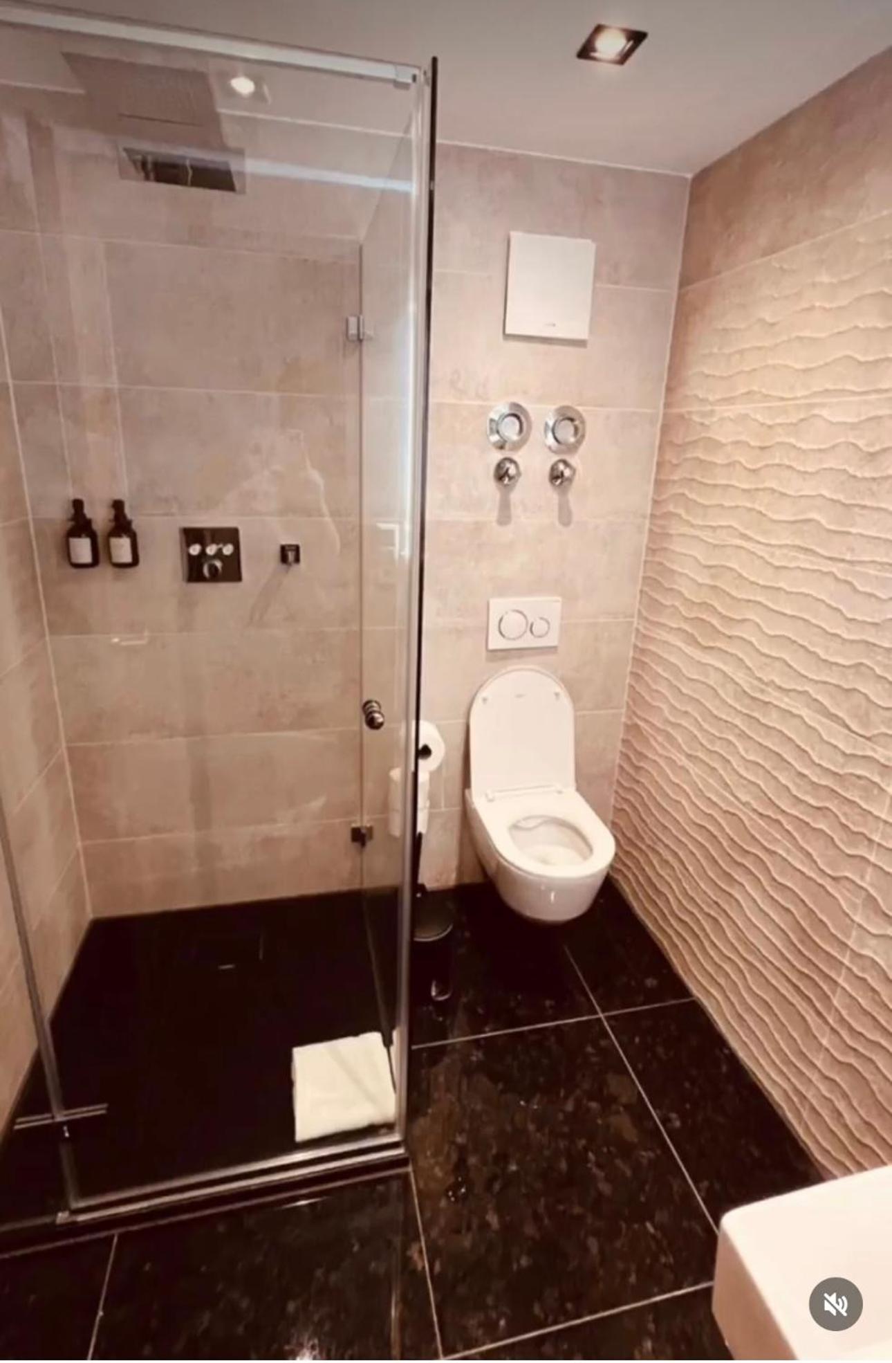 Akropolis Hotel Nürnberg Eksteriør bilde